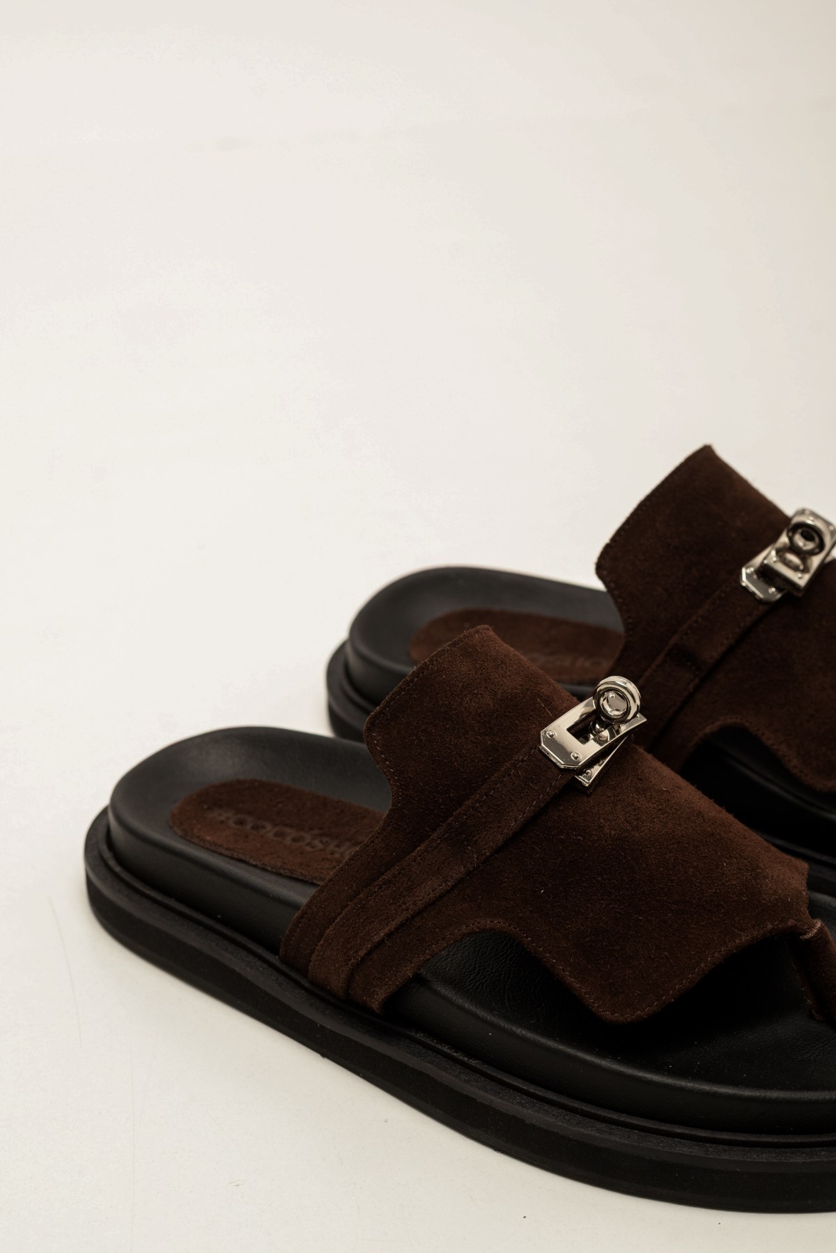 Foto-106 MILANO gamuza