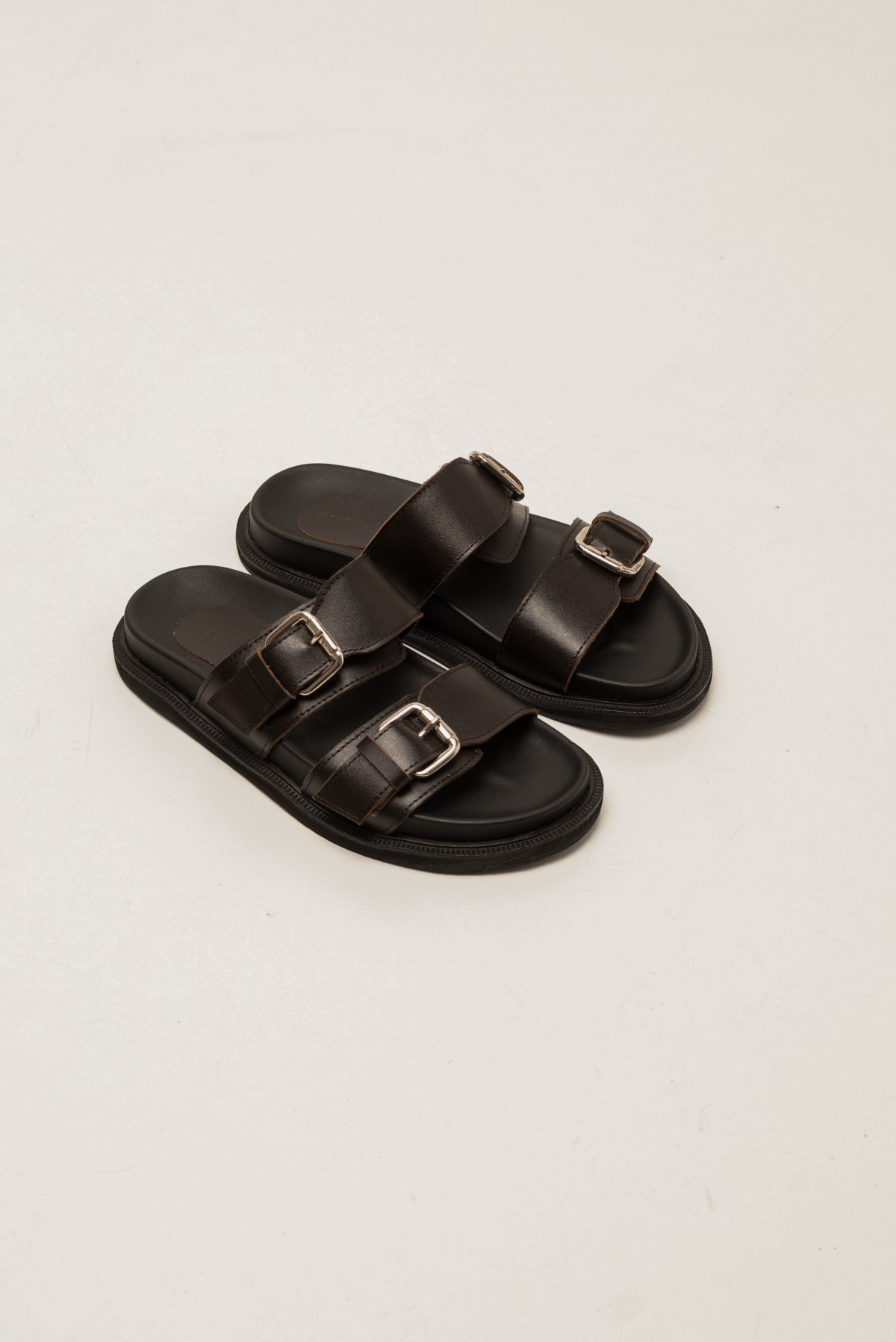 LISBOA dark chocolate