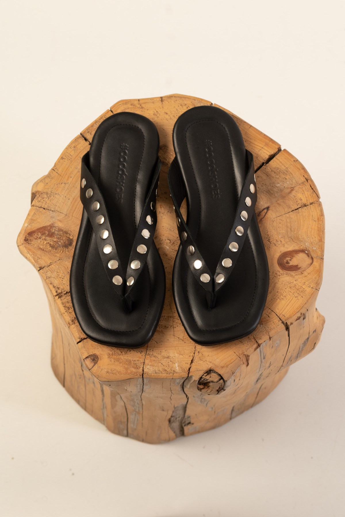 Ojota CHLOE negro de cuero vacuno, foto 3 – COCÓSHOES