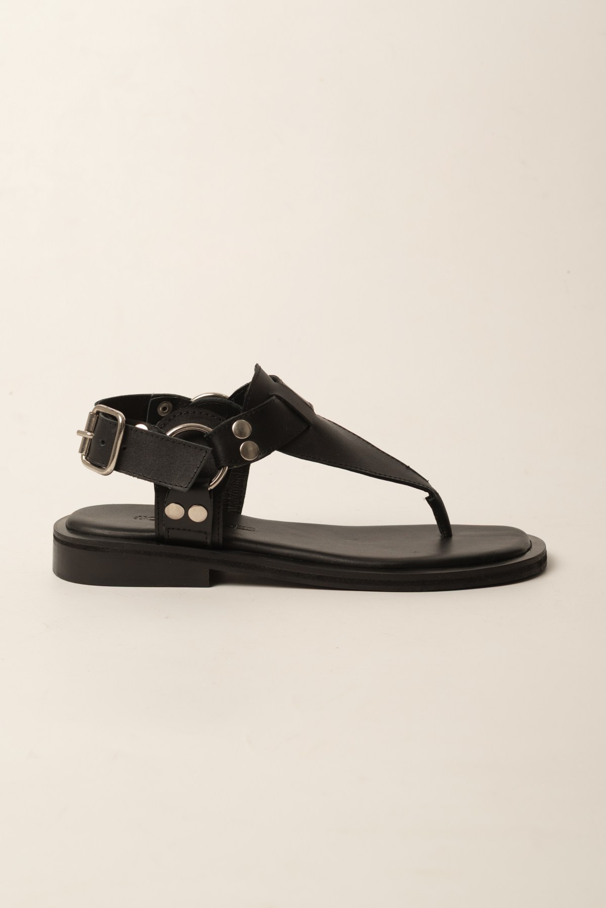 Sandalia CHIARA negro de cuero vacuno – COCÓSHOES